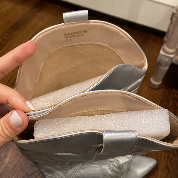 Oasis Society Cowboy Boots - Picture 8 of 8